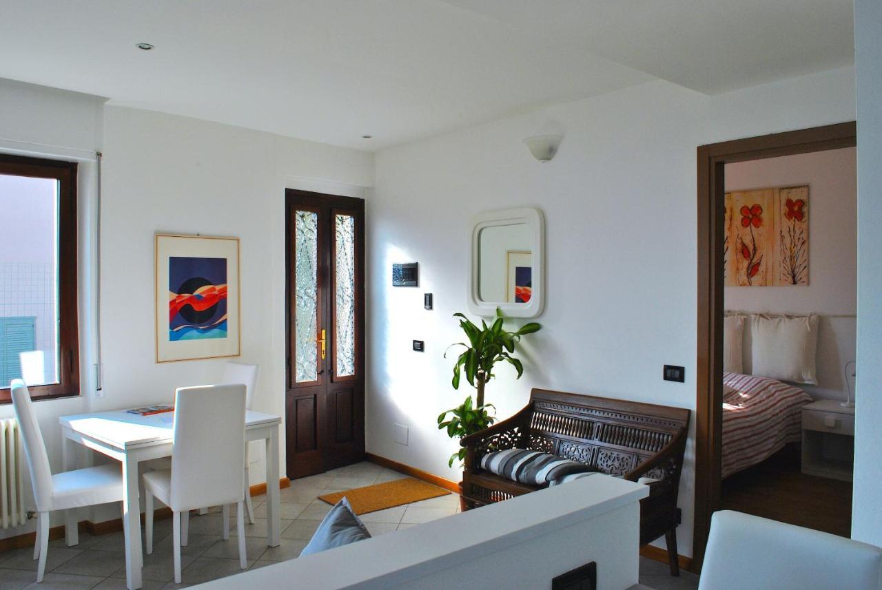 Apartment The Palm With Garden Сала-Комачина Экстерьер фото