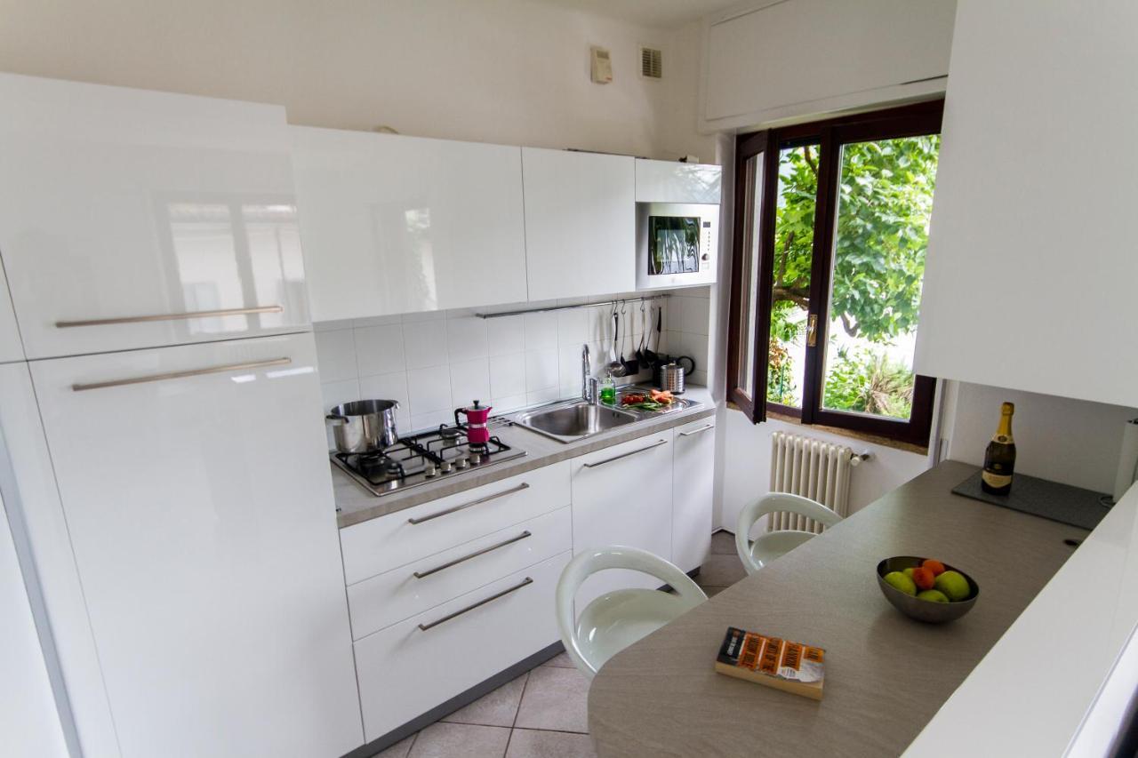 Apartment The Palm With Garden Сала-Комачина Экстерьер фото